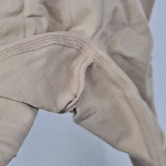 Skims sculpting bodysuit shapewear Nwot - Picture 4 of 9